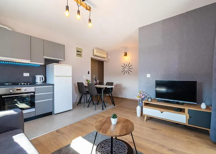 아파트 Drazice 비오그라드나모루