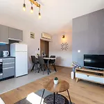 شقة Drazice بيوغْغاد نا موغو