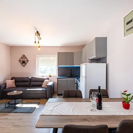 Drazice Biograd Na Moru